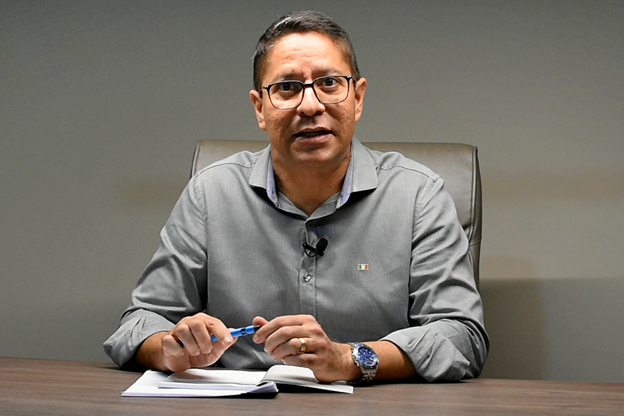 Ricardo Marques tem requerimento aprovado e prefeitura deve enviar cópia da renovação do contrato com a Deso