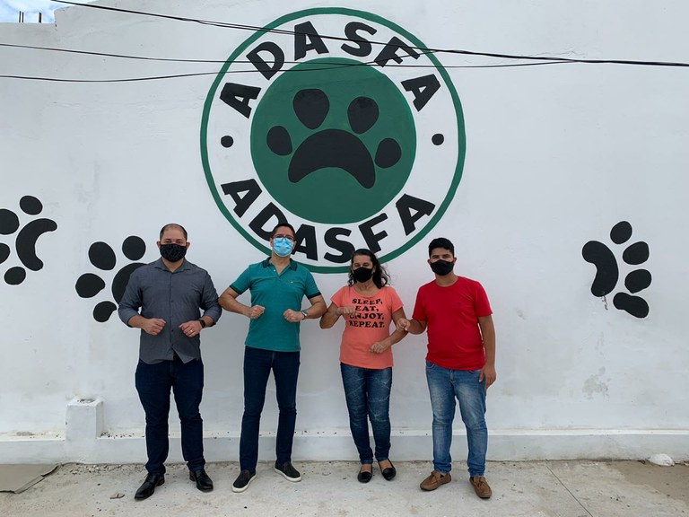 Ricardo Marques visita Adasfa e promete cobrar do município ações efetivas pela causa animal