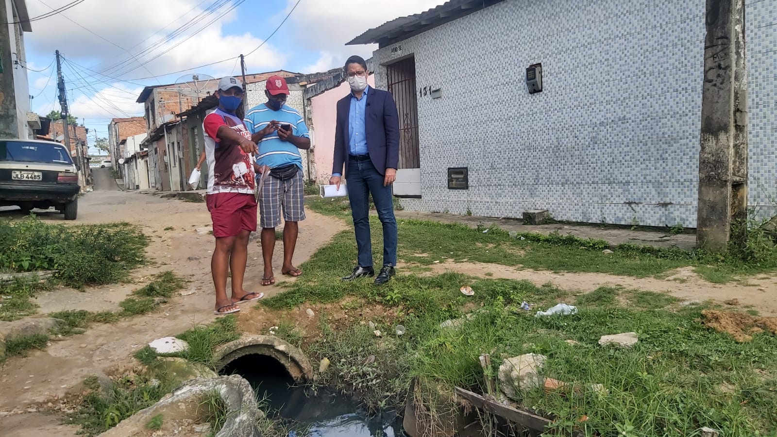 Ricardo Marques visita comunidade carente do Lamarão e cobra melhorias da Prefeitura de Aracaju