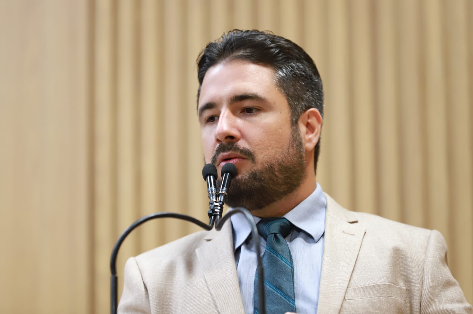 Ricardo Vasconcelos comemora a entrega das obras de esgotamento sanitário da Jabotiana e da Bacia do Rio Poxim