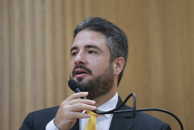 Ricardo Vasconcelos crítica decisão do STJ sobre planos de saúde