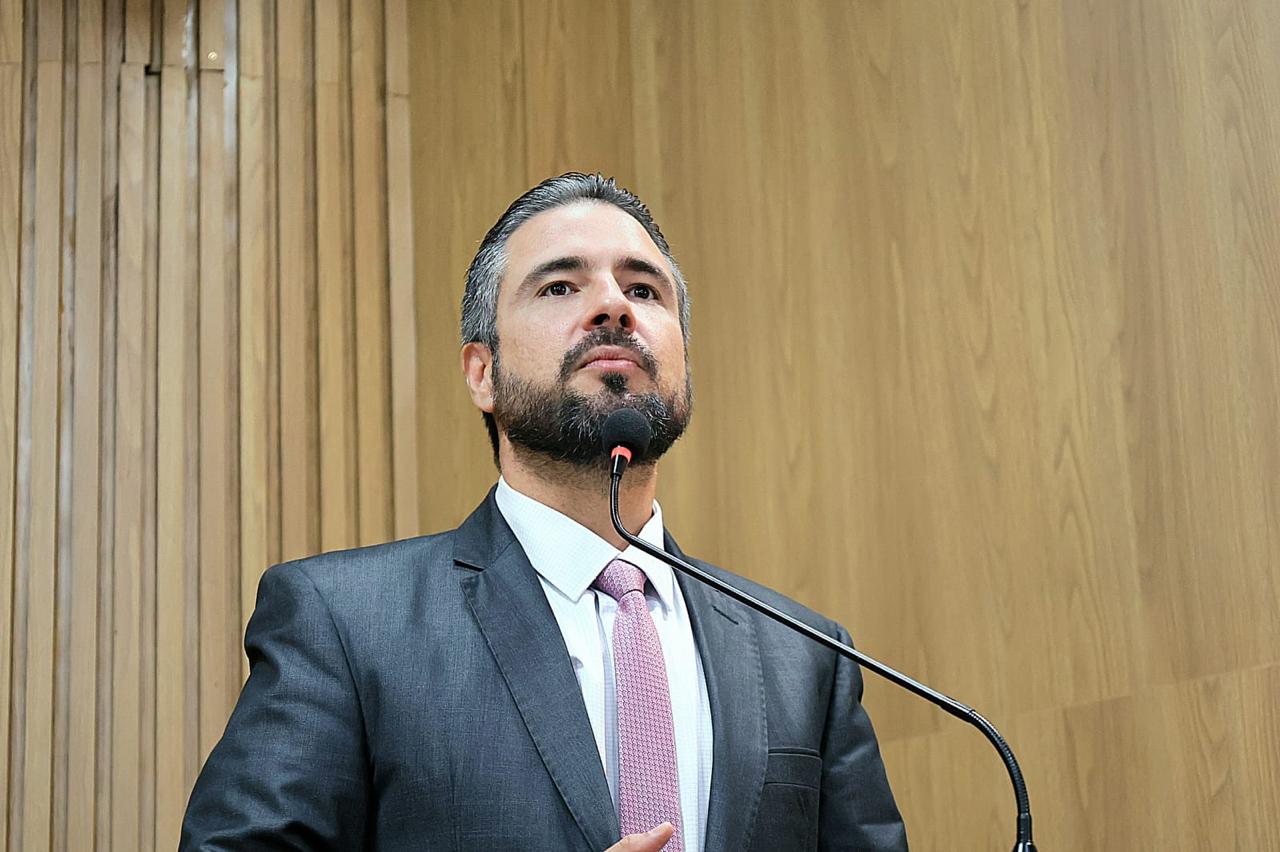 Ricardo Vasconcelos destaca avanço na lei contra violência às mulheres, cobra melhorias urbanas e antecipa maior Forró Caju da história