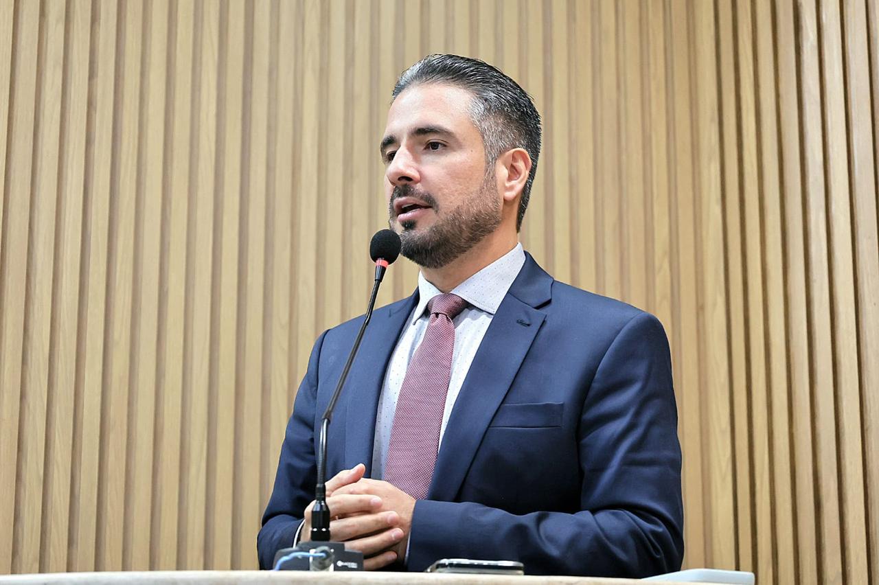 Ricardo Vasconcelos destaca avanços em infraestrutura, alerta para chuvas e defende vacinação em Aracaju