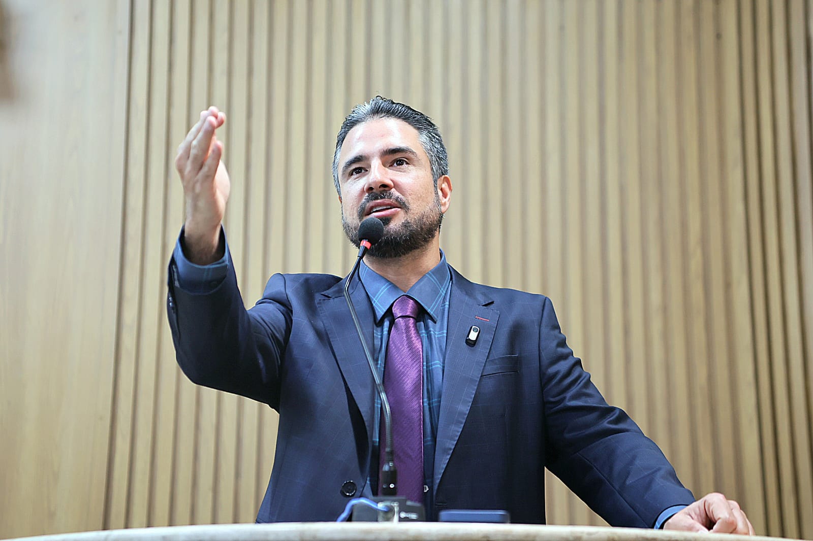 Ricardo Vasconcelos elogia anúncio do VLT e afirma que obra impulsionará mobilidade e turismo em Aracaju