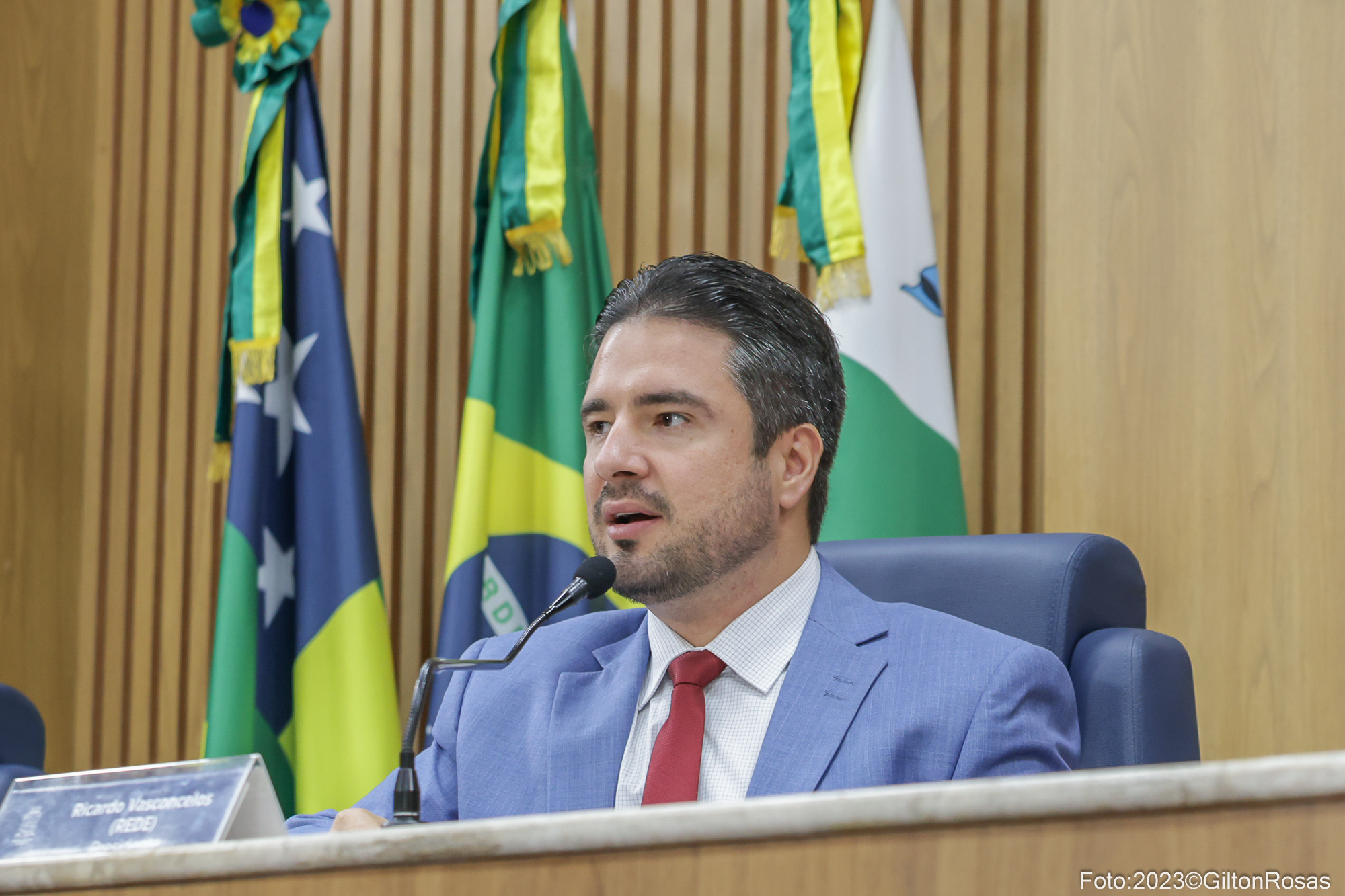 Ricardo Vasconcelos faz questionamentos ao superintendente da SMTT 