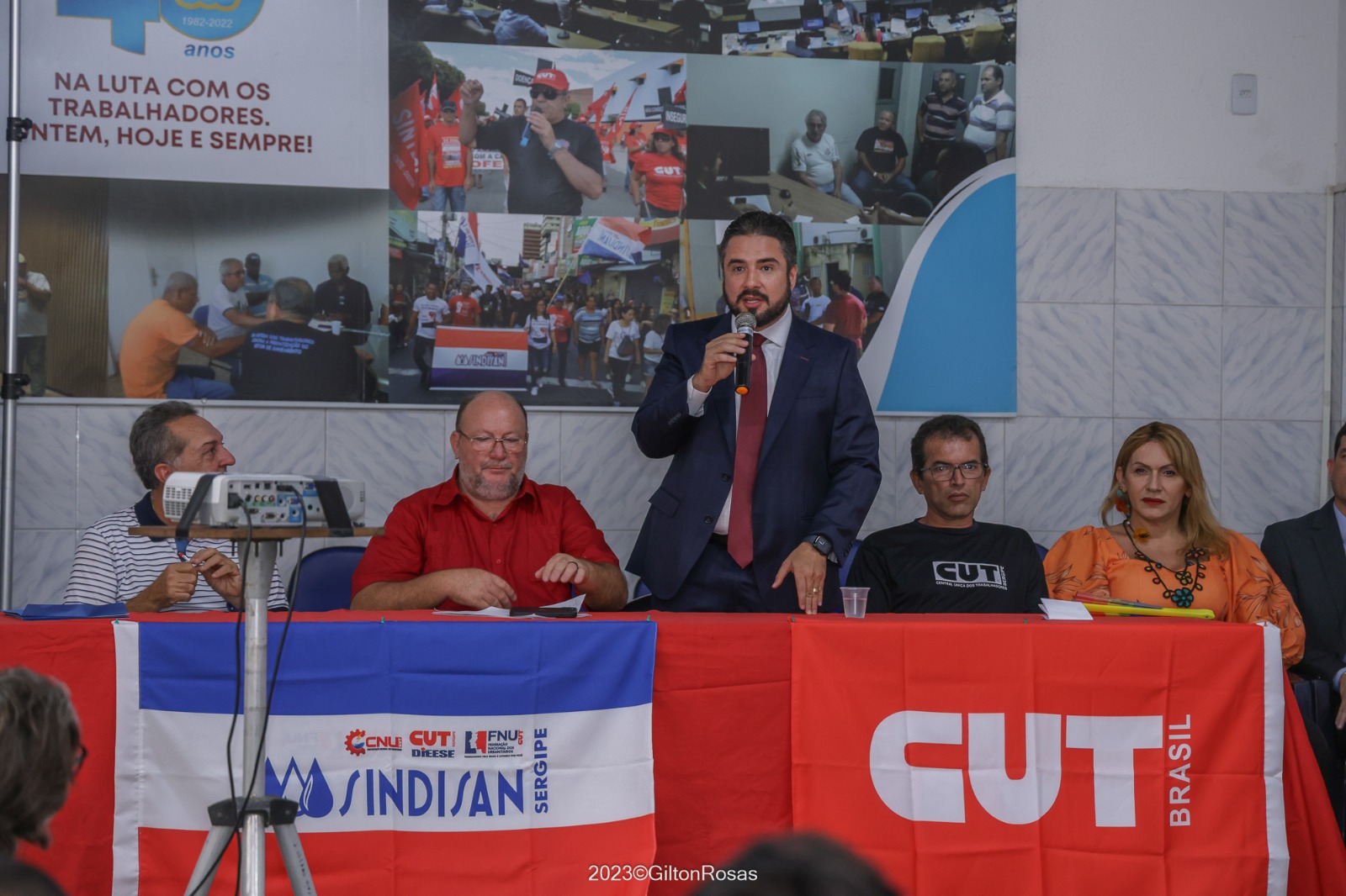 Ricardo Vasconcelos participa de lançamento da Frente em Defesa da Deso Pública  