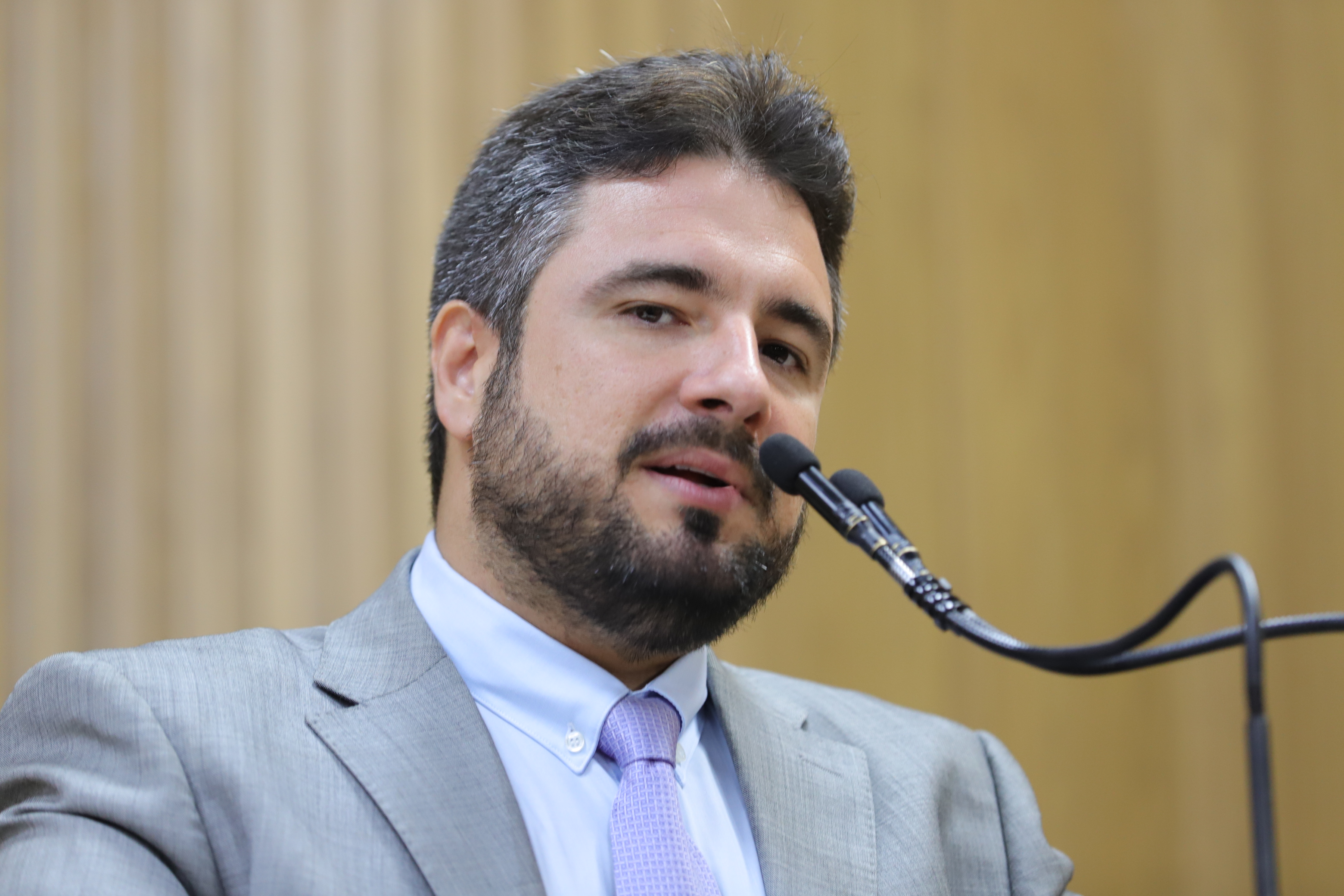 Ricardo Vasconcelos reivindica melhoria nas linhas de transporte dos bairros Santa Maria e Jabotiana