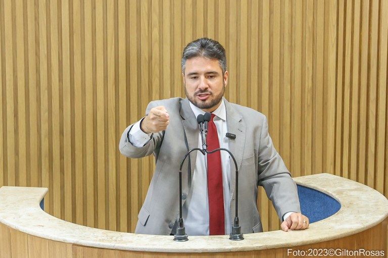 Ricardo Vasconcelos reafirma compromisso com o povo de Aracaju