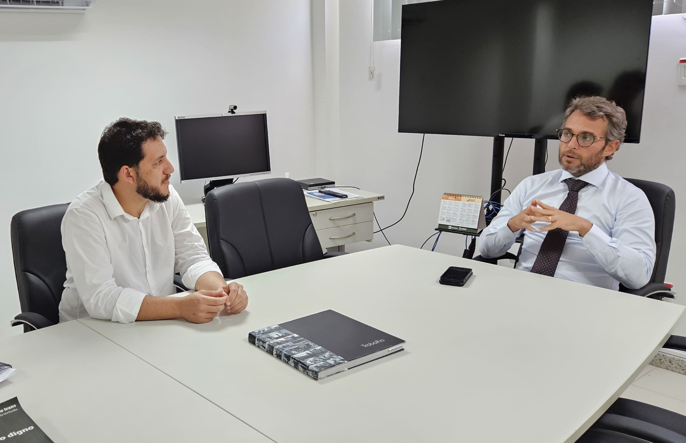 Rodoviários: vereador Camilo participa de audiência no Ministério Público do Trabalho