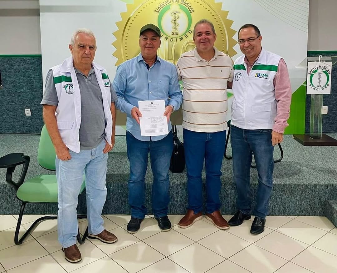 Rodrigo Fontes se reúne com Sindicato dos Médicos para discutir Reforma da Previdência Municipal