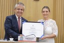 Com autoria de Elber, Samira Daud se torna Cidadã Aracajuana 