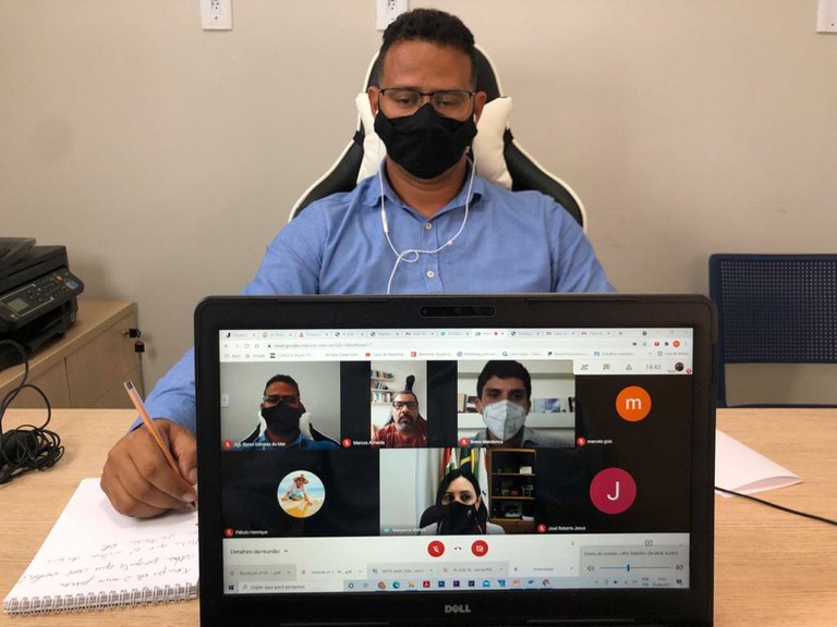 Sgt Byron discute implantação da Frente Parlamentar da Pessoa com Deficiência com vereadora de Florianópolis