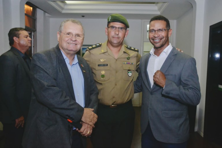 Sargento Byron prestigia Formatura do Dia da Infantaria