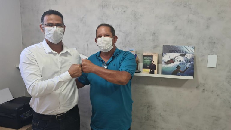 Sargento Byron recebe presidente da associação de pessoas ostomizadas para apresentar PL