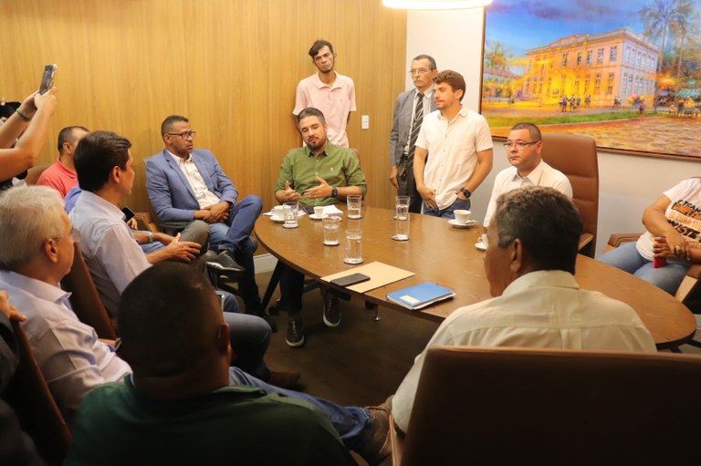 Sargento Byron reforça a importância do diálogo para melhorias do transporte, em diversas categorias, na capital