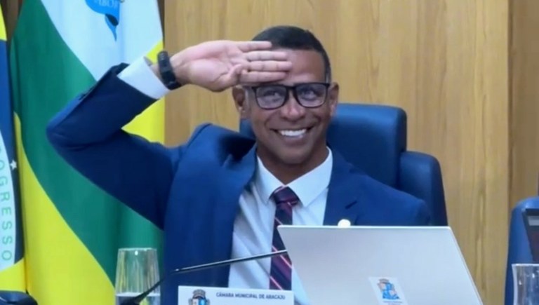 Sargento Byron reforça importância da Língua Brasileira de Sinais