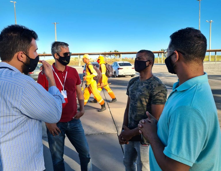 Sargento Byron: vereador se reúne com técnicos da Emsurb para discutir manutenção de espaços esportivos da Orla