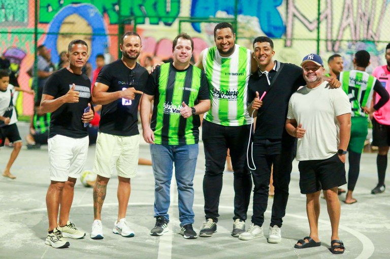 Sávio participa de final de campeonato e reforça compromisso com o esporte amador 