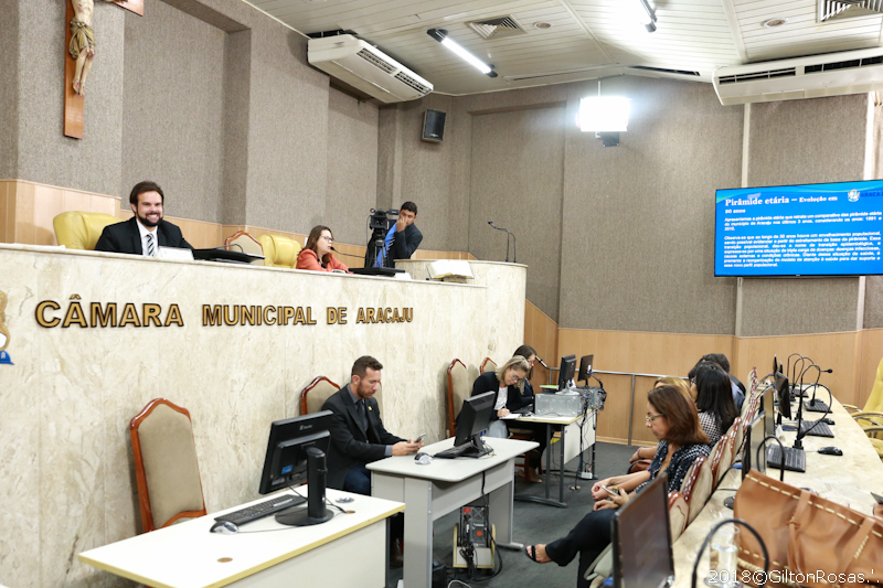 Secretária da Saúde apresenta relatório do 1º quadrimestre de 2018 na CMA