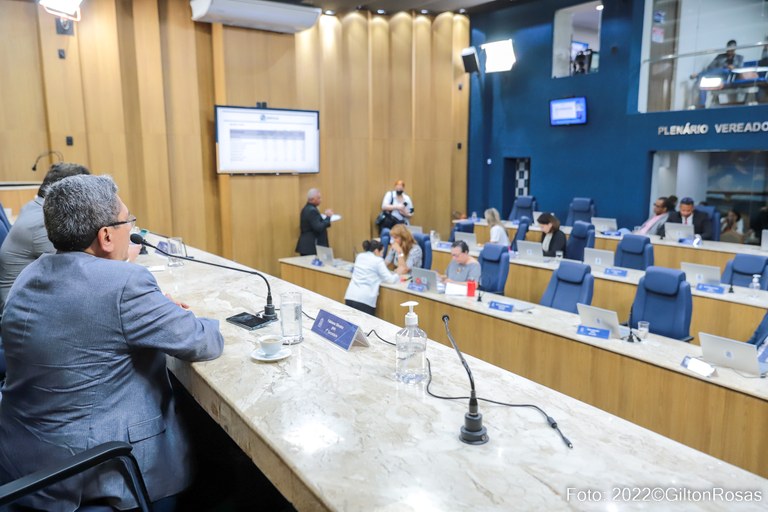 Secretário de Finanças apresenta, na CMA, balanço do último quadrimestre de 2022 