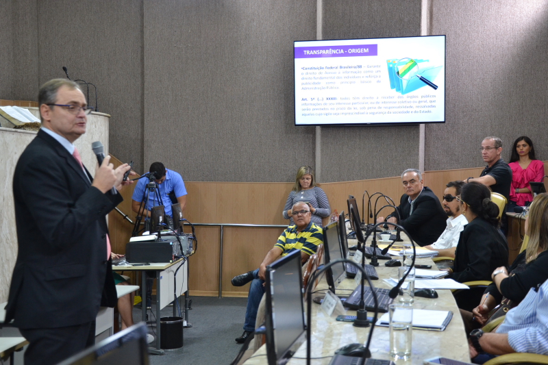 Reunião da CMA trata sobre o Portal da Transparência