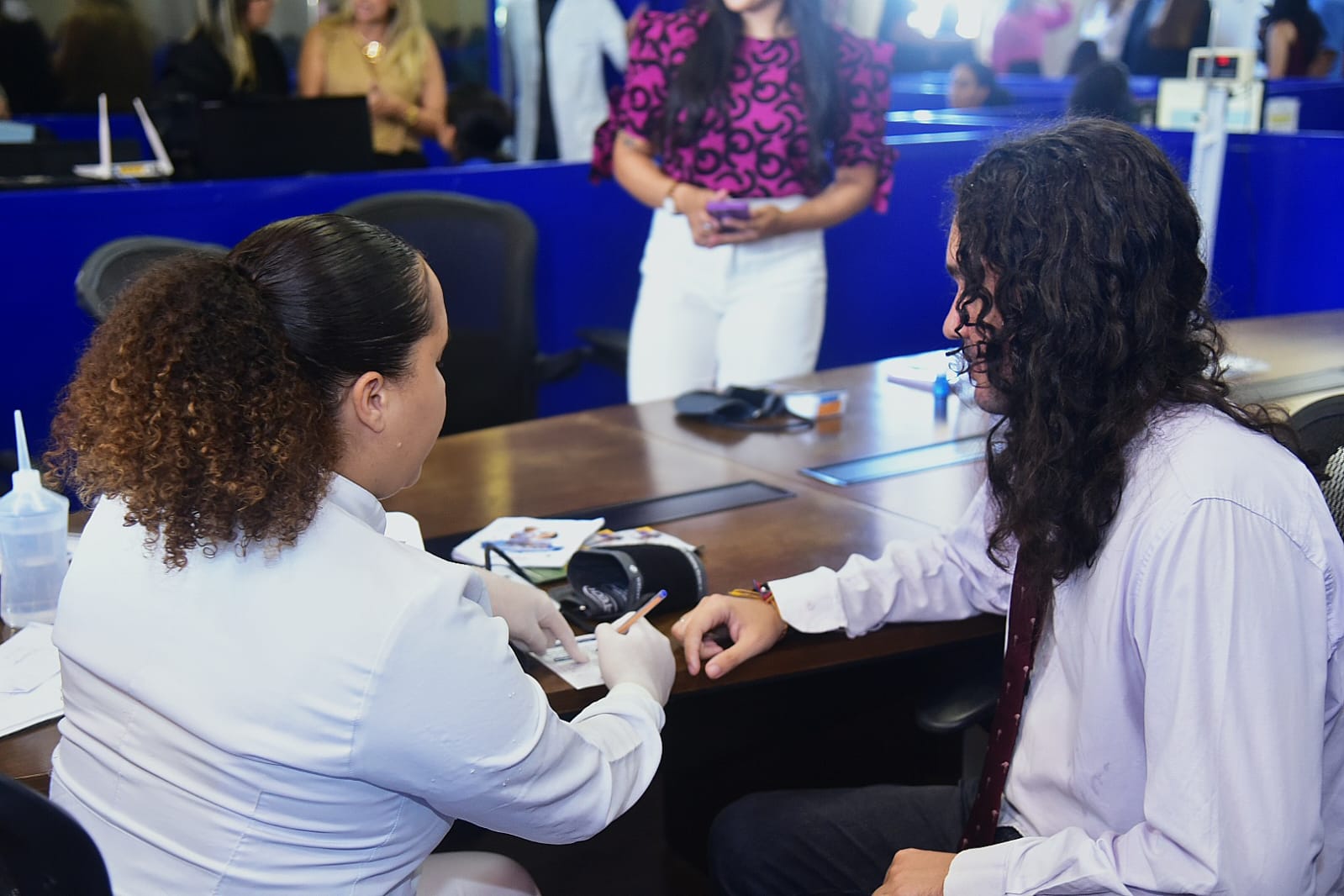Servidores da CMA recebem orientações e serviços de saúde em ação do Ipesaúde