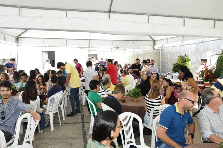 Servidores e vereadores celebram natal com café da manhã