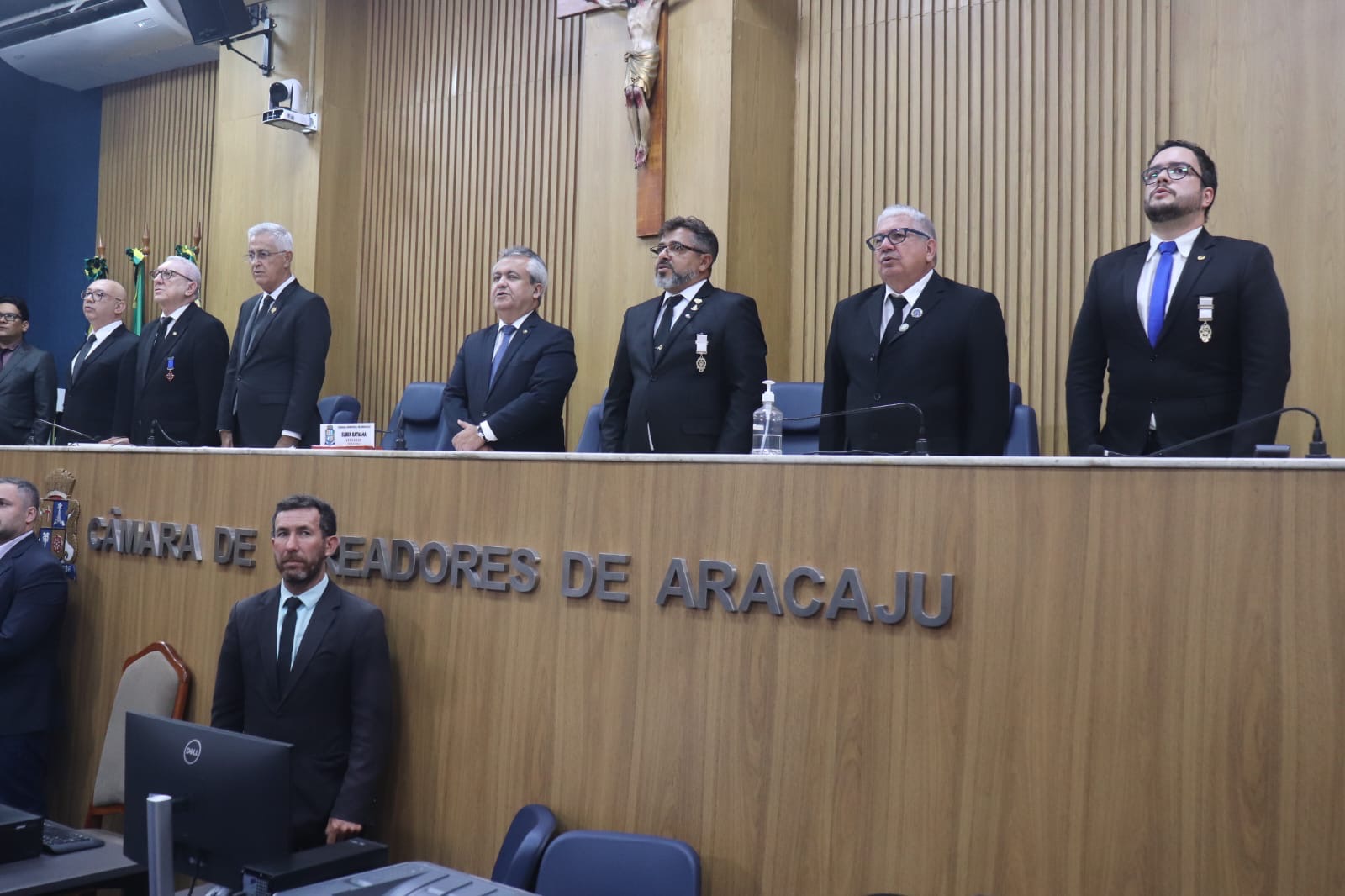 Sessão Especial, com autoria de Elber Batalha, celebra Dia do Maçom