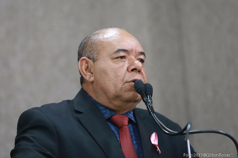 Seu Marcos celebra Dia dos Agentes com apresentação de PL