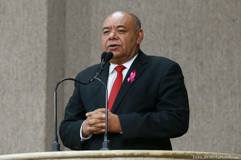 Seu Marcos cobra da PMA reajuste do piso dos agentes de saúde para 2019