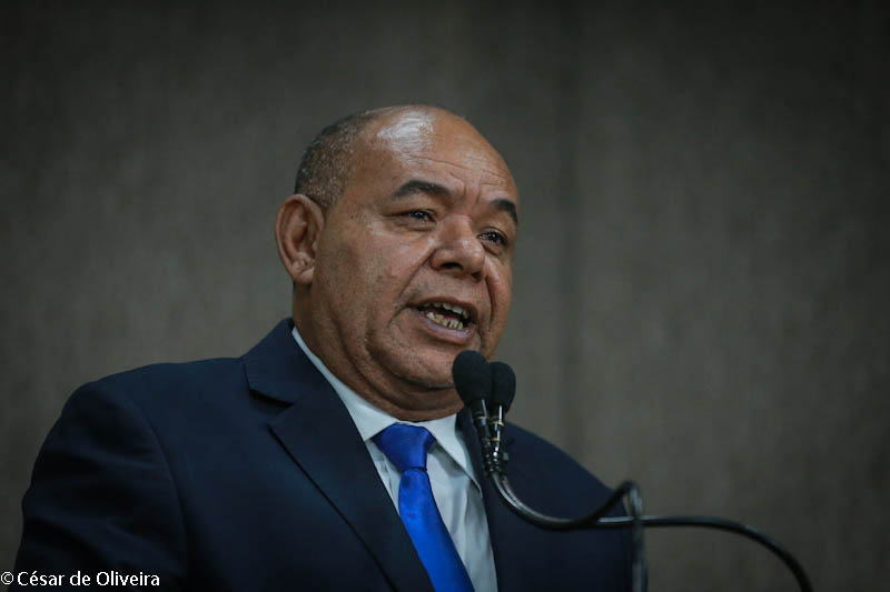 Seu Marcos comemora a derrubada do veto de Temer a piso salarial dos agentes de saúde