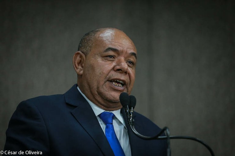 Seu Marcos comemora a derrubada do veto de Temer a piso salarial dos agentes de saúde