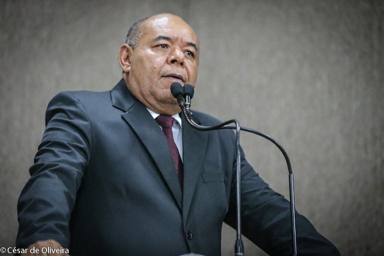 Seu Marcos defende a reabertura do Banese do Bugio