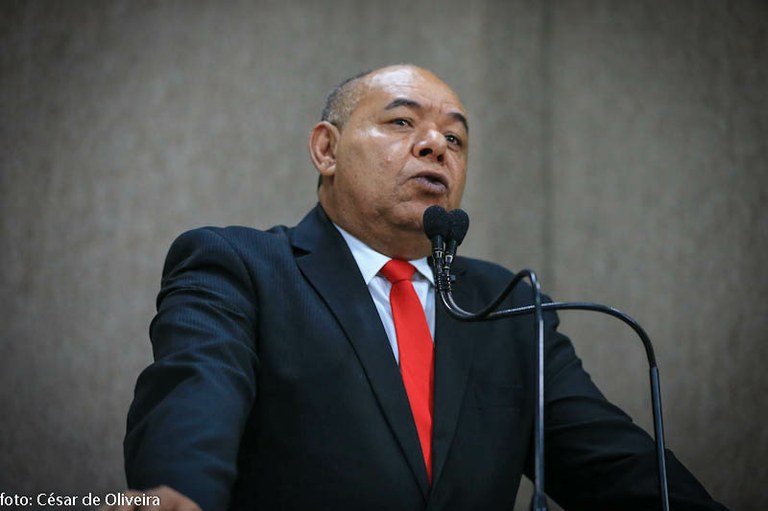 Seu Marcos defende agentes de Saúde e Endemias e cobra abertura das negociações com médico municipais