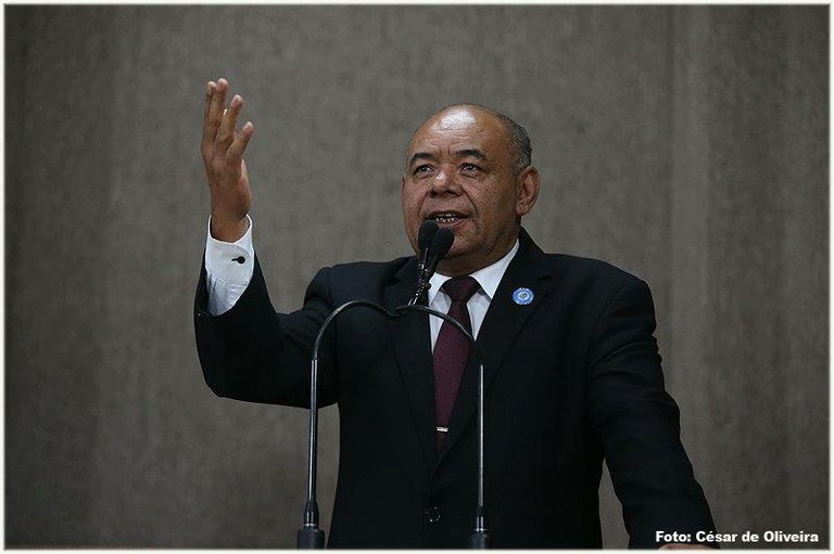 Seu Marcos defende projeto que regulariza transporte alternativo na Zona Sul