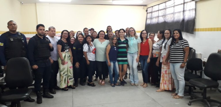 Seu Marcos: escolas de Aracaju recebem treinamento para o ensino da Lei Maria da Penha