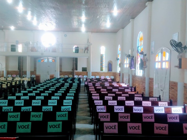 Seu Marcos parabeniza Igreja do Bugio por transmissão ao vivo e homenagem aos fiéis