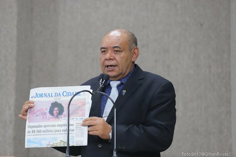 Seu Marcos parabeniza iniciativa Jornal da Cidade a favor do Outubro Rosa