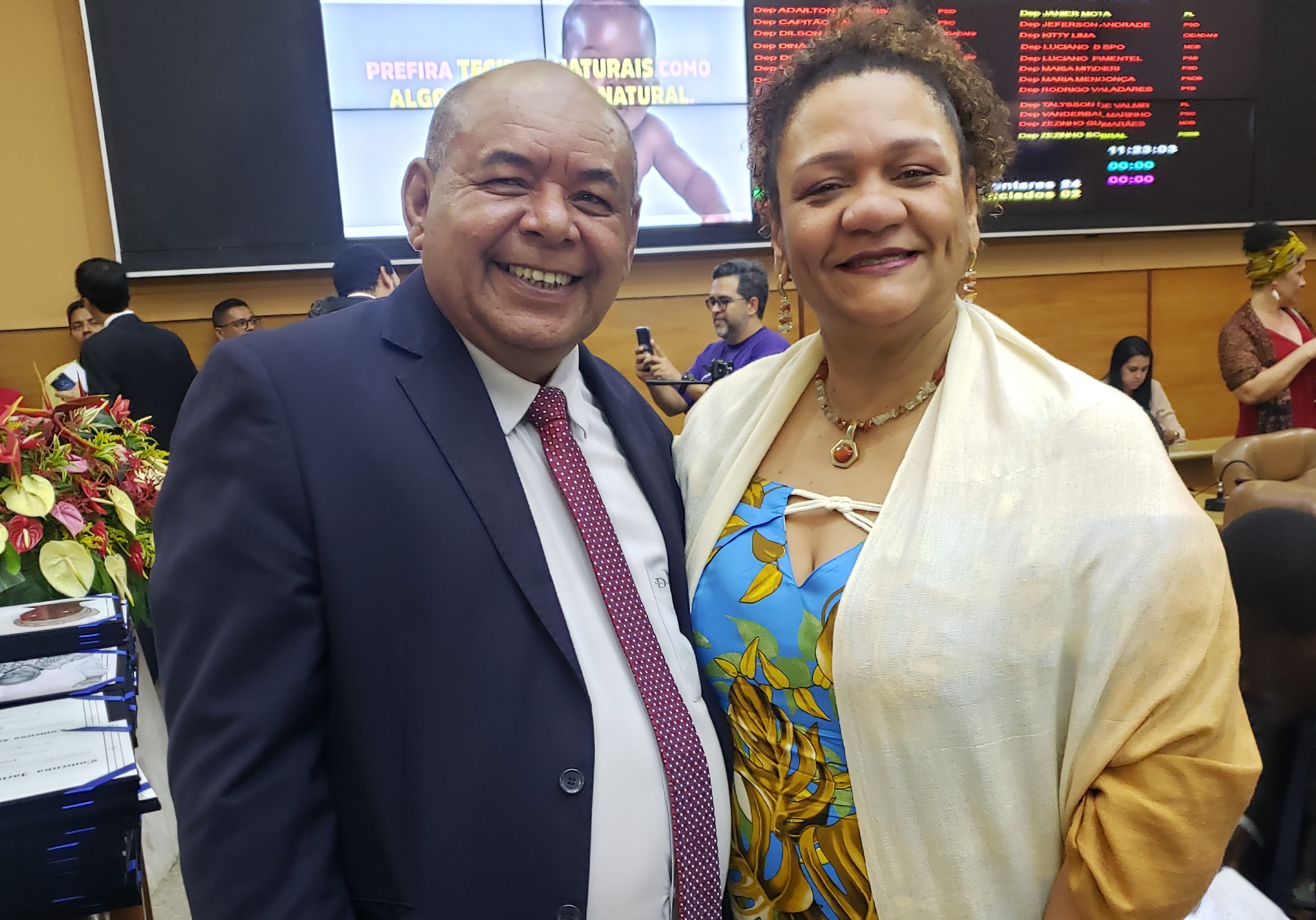 Seu Marcos participa de entrega de comendas a favor da cultura afro-brasileira