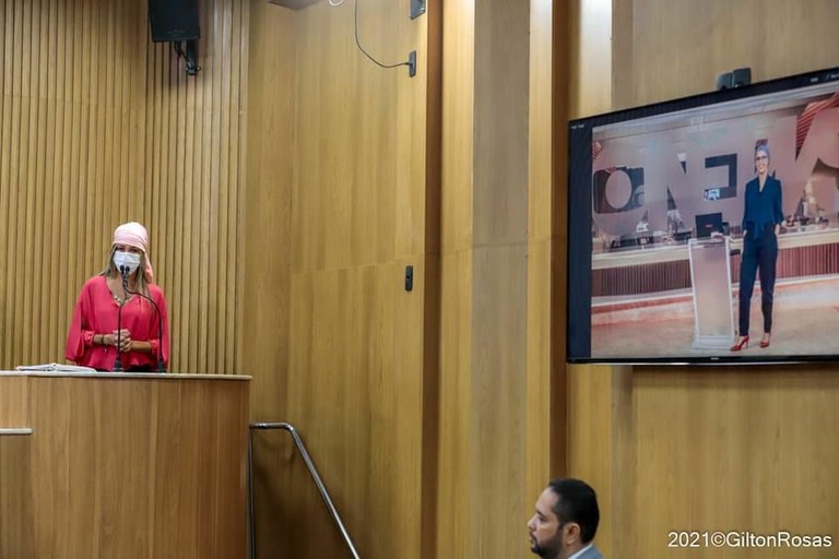 Sheyla Galba faz homenagem à jornalista Lilian Ribeiro que revelou na TV estar enfrentando câncer de mama