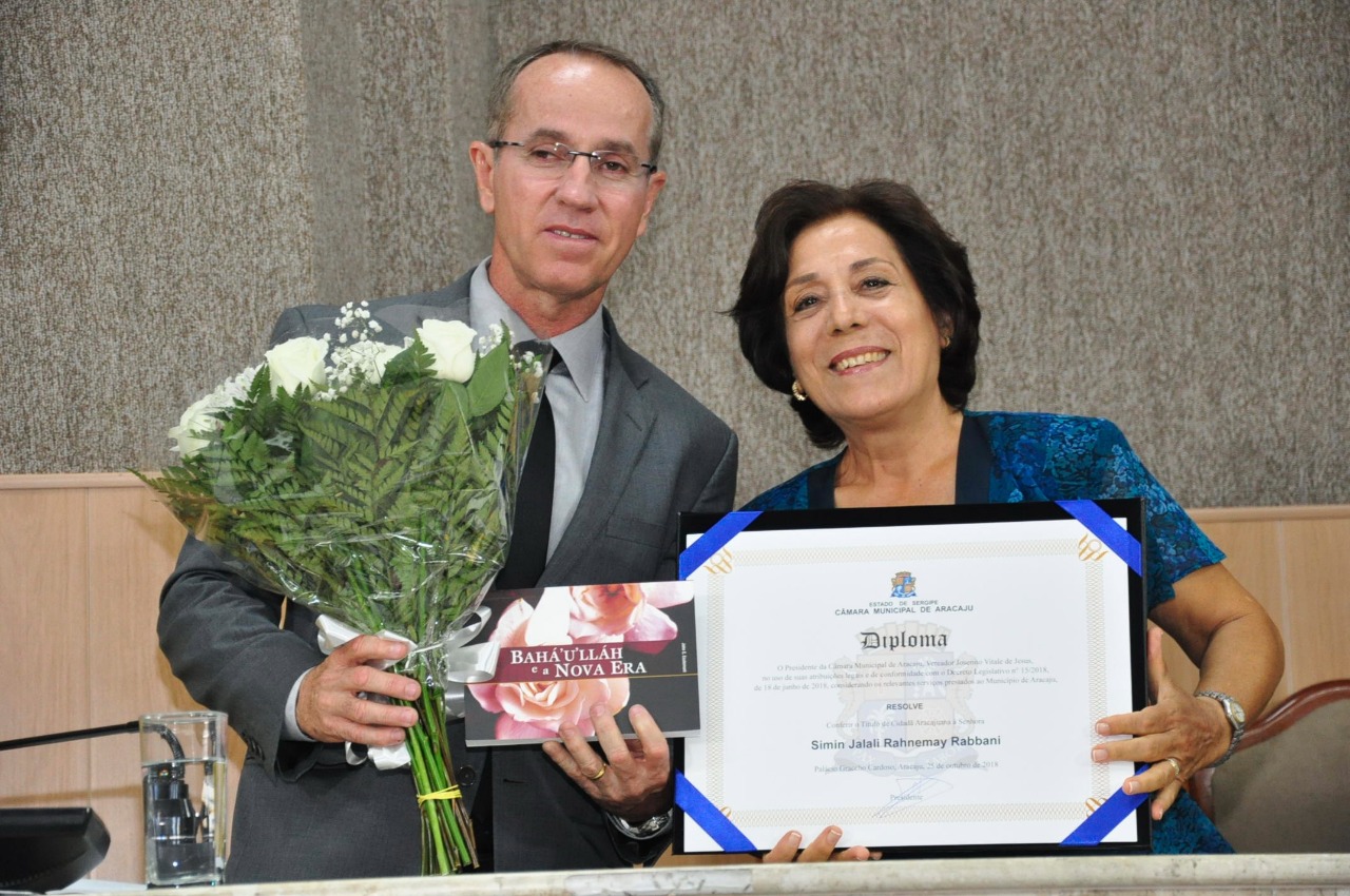 Simin Jalali Rahnemay Rabbani recebe título de Cidadã Aracajuana na CMA