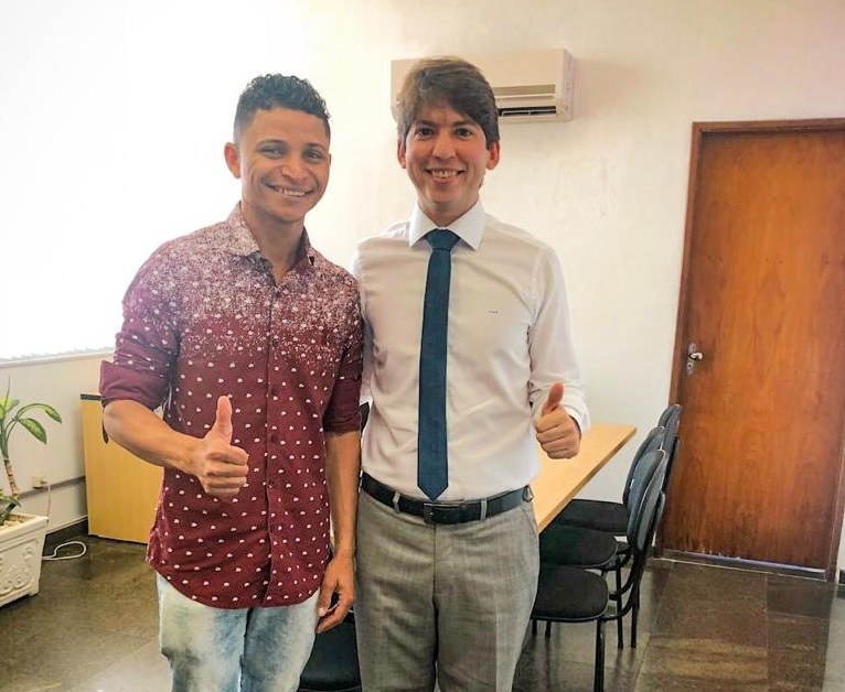 Soneca vai à Fundat buscar cursos para capacitar moradores de comunidades carentes