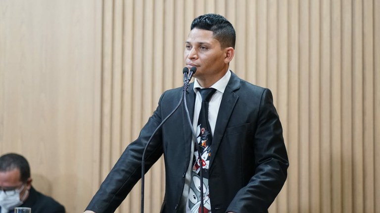 Soneca volta a cobrar construção da unidade de saúde no São Carlos