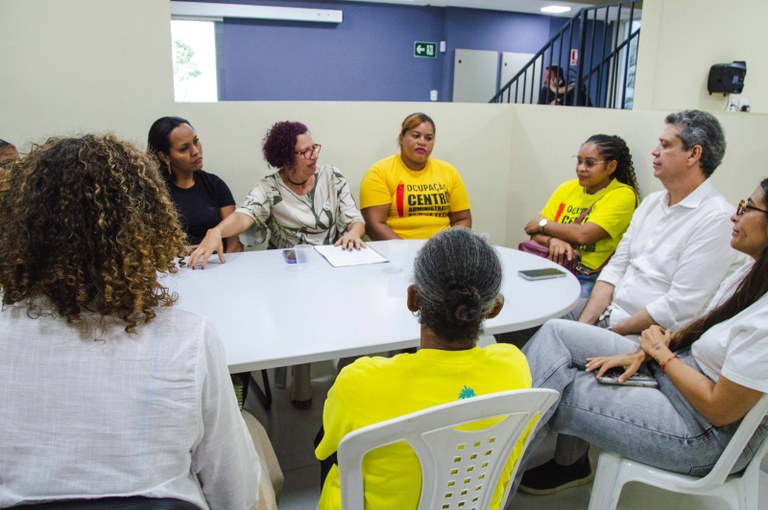 Sonia Meire cobra a regularização dos terrenos da ocupação do Centro Administrativo 