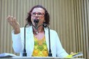 Sonia Meire denuncia contratação de organização da sociedade civil para gerir unidades básicas de saúde 