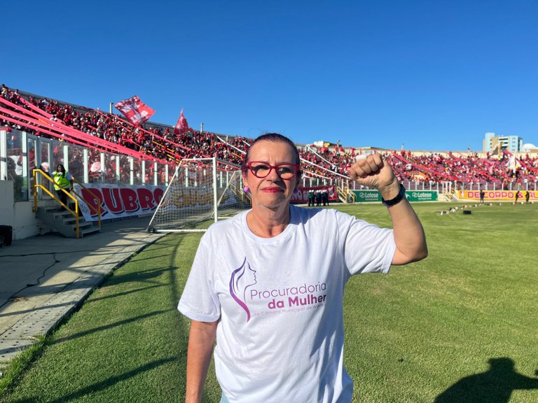 Sonia Meire e Procuradoria da Mulher levam campanha contra o feminicídio para final do Sergipão