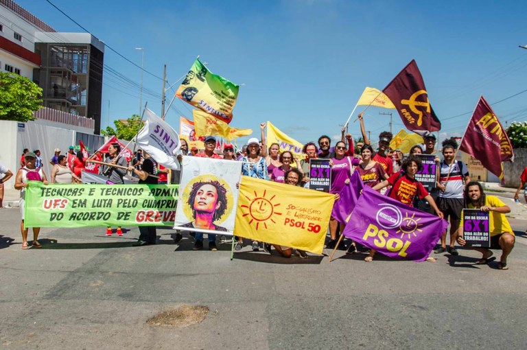 Sonia Meire participa de ato do 1° de maio 