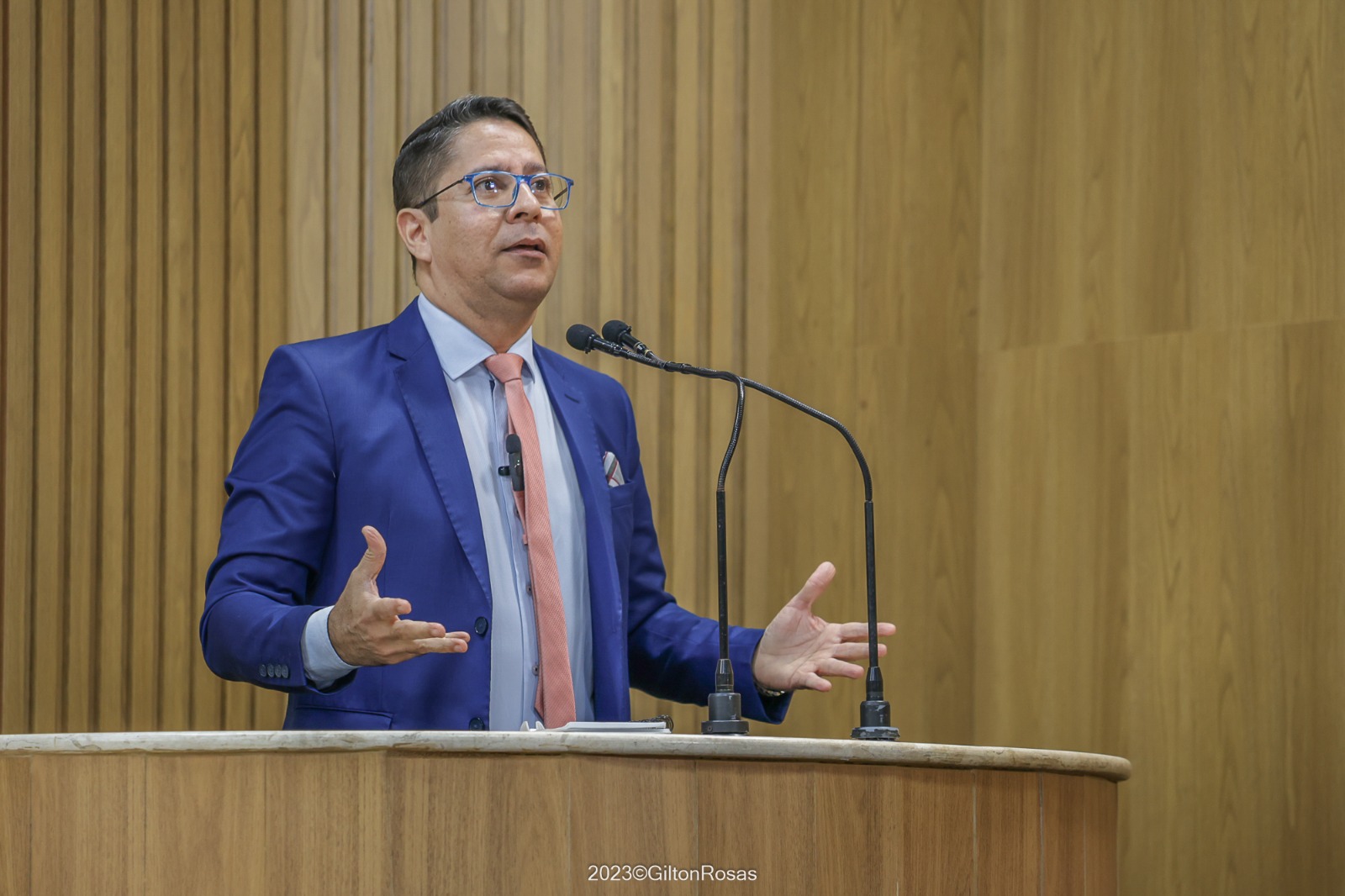 Sou de oposição, sou independente e não faço acordos que depõem contra a minha consciência, garante Ricardo Marques