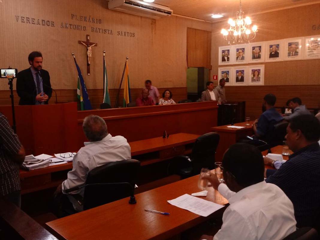 Thiaguinho atende convite dos vereadores de Laranjeiras e vai ao município dar apoio e buscar informações sobre a Fafen