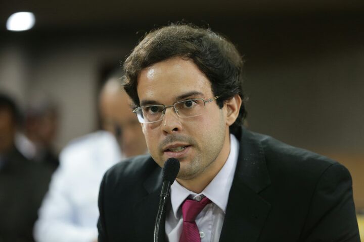 Thiaguinho Batalha convida Mendonça Prado para audiência na Comissão de Finanças